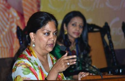 Congress releases Vasundhara Raje's signed statement for Lalit Modi