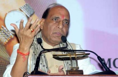 Rajnath Singh administers Sadbhavana Diwas pledge