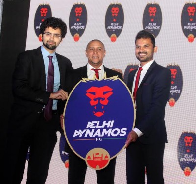 Roberto Carlos joins Delhi Dynamos FC as marquee player-cum-manager