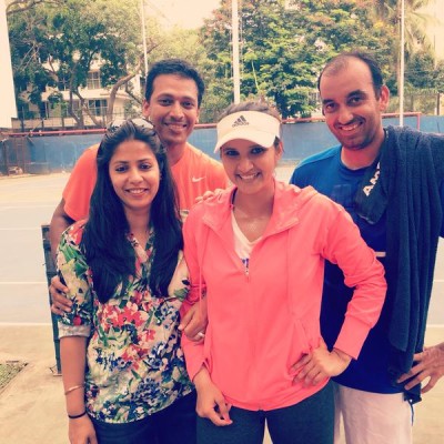 Sania Mirza practices with Mahesh Bhupathi 