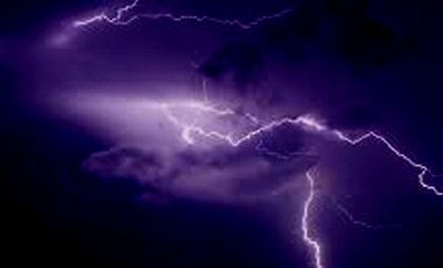 Cloud burst damages houses in Leh