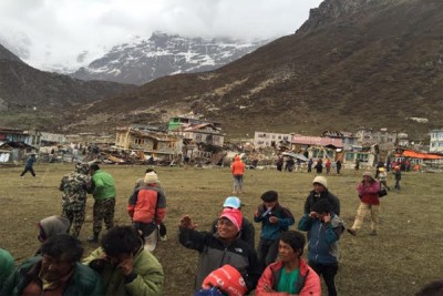 Nepal quake: IAF continues to provide relief to stranded people