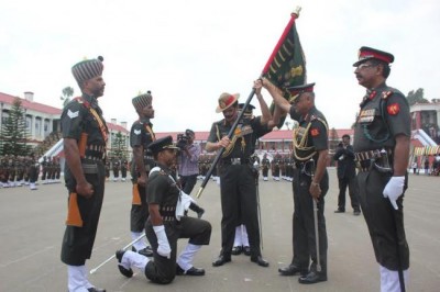 Singh presents President's Colours to 20, 21 Madras Battalions 
