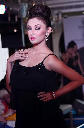 Tanishq launches second Farah Khan Ali collection in Kolkata