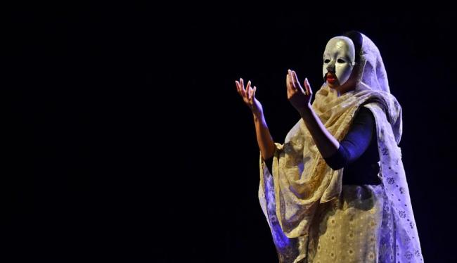 Jaya Bachhan inaugurates 'Pratibimb'