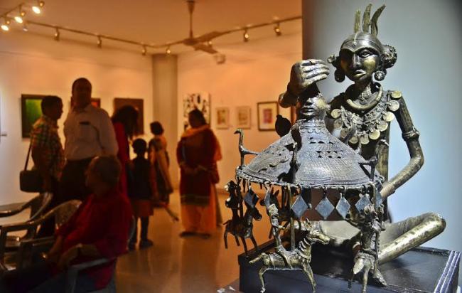 Kolkata hosts Art Biennale 