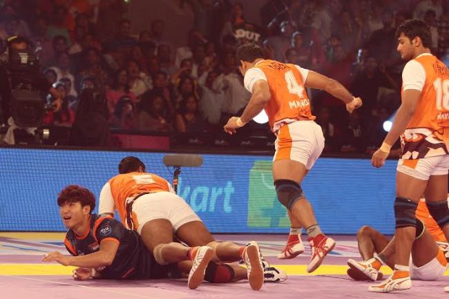 Pravin Niwale stars in Paltan's first win