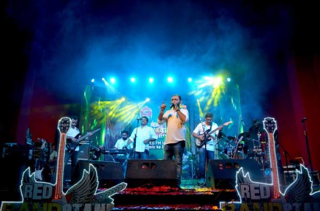 RED BANDSTAND Azaadi Festival concludes with rocking performances