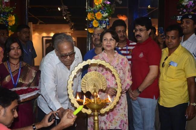 KIFF fever grips Kolkata