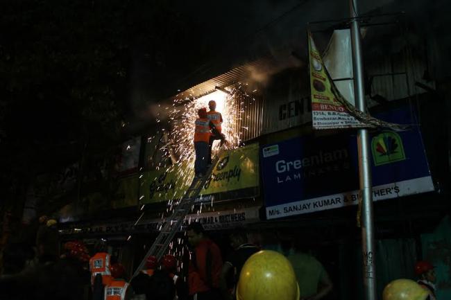 Fire in Kolkata's plywood godown 