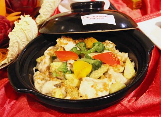 Mainland China in Kolkata celebrates Chinese New Year