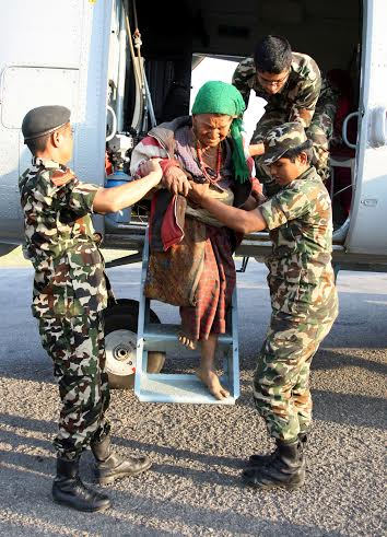 Nepal quake: India continues to aid in rescue ops