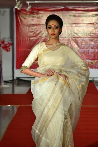 Designer Utpal Ghosh hosts exhibition on Textile Art & Weaving Abstraction