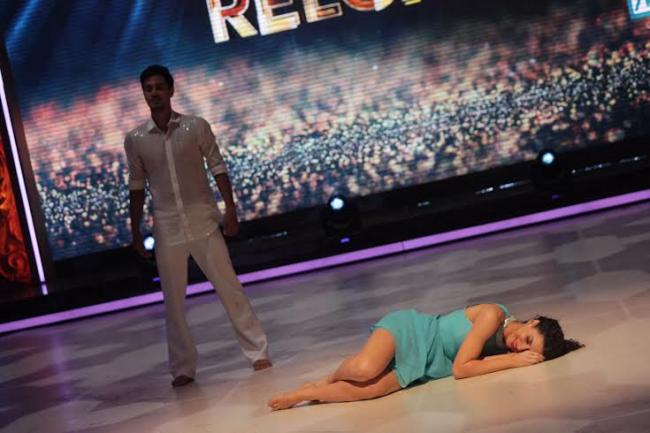 Scarlett Wilson woos Salman Khan