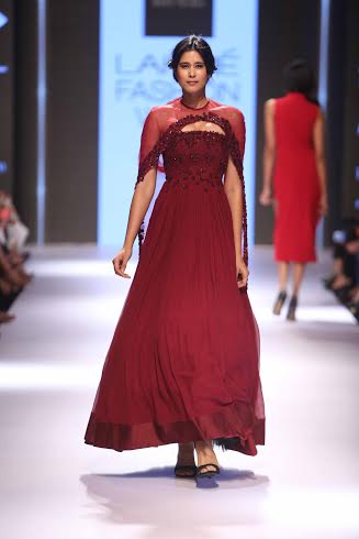 Day five opened at LFW Winter/Festive 2015 with glamorous collections by Anushree Reddy, Arpita Mehta and Ridhi Mehra