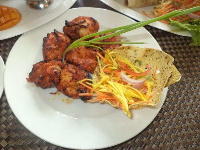 Kolkata restaurant hosts Aam Mania 