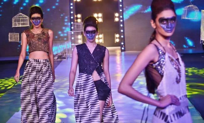 Actor Jisshu and wife Nilanjana walk ramp for Abhishek Dutta at Kolkata fashion fiesta