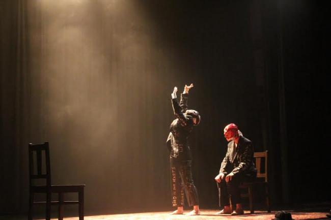 Kolkata: British Council hosts dance drama by Candoco dance group