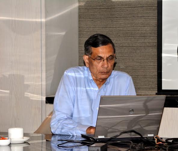 Dr. Sudip Chatterjee addresses press in Kolkata