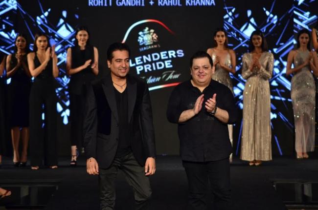 Bipasha sizzles ramp at Blender's Pride show in Kolkata