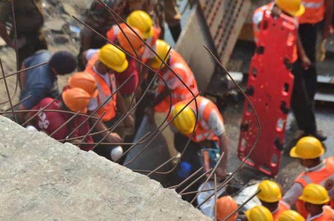 Over 10 killed in Kolkata under construction fly over collapse 