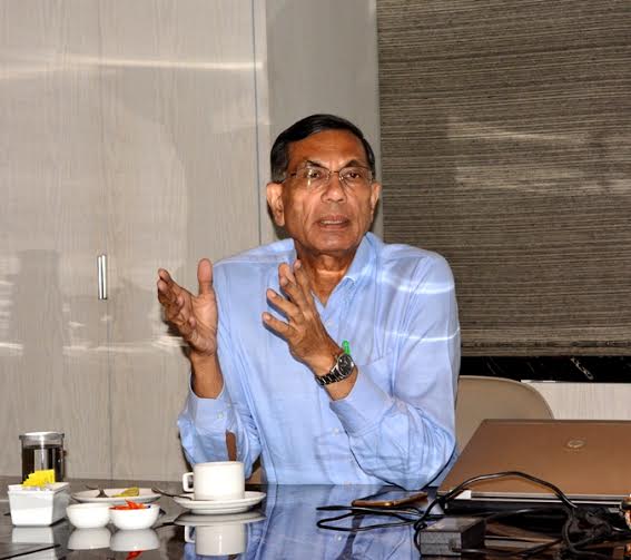 Dr. Sudip Chatterjee addresses press in Kolkata