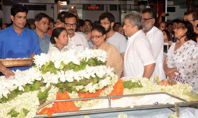 Mamata Banerjee, others pay tributes to Amal Dutta