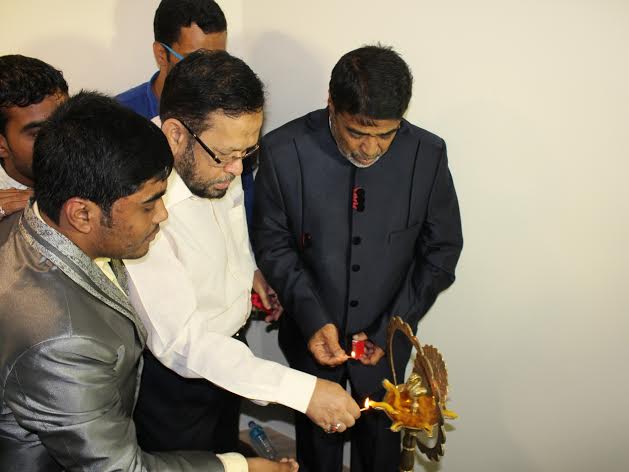 Tollywood actress Mimi Chakraborty inaugurates Ratnajeevan Gems and Jewellery in Kolkata