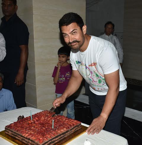 Aamir Khan celebrates his birthday 