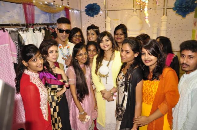 INIFD hosts its annual exhibition in Kolkata