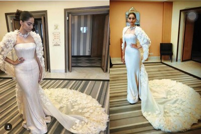 'Neerja' star Sonam Kapoor is not making Hollywood debut soon