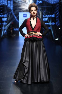 LFW: Kangana Ranaut walks for designer Tarun Tahliani