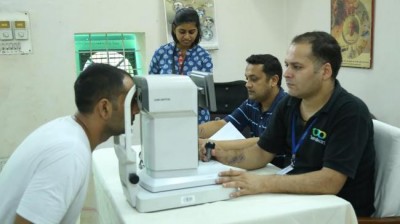 Lenskart and Samarpan Foundation organises free eye check-up for 1500 Tihar Jail Inmates