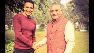 Akshay Kumar meets VK Singh