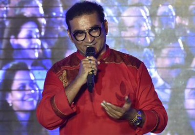 Singer Abhijeet faces trouble for 'abusing' journalist over Twitter