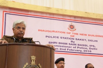 Women's Commission and Delhi Governor issue summons to Delhi police