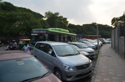 Lawmakers raise odd-even issue in Parl