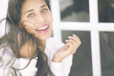 Fagun Thakrar chosen to be in the book of the history of British actors 