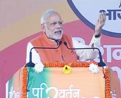 Why are some people calling me a wrong doer for fighting against corruption?: Modi