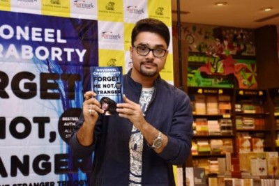 I don't read my books: Novoneel Chakraborty 