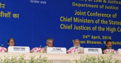 TS Thakur breaks down before PM Modi