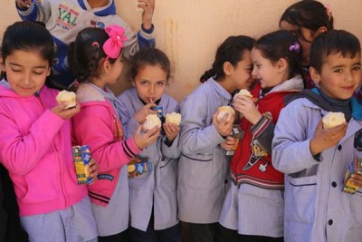 UN agency launches school meals programme for Lebanese and Syrian children