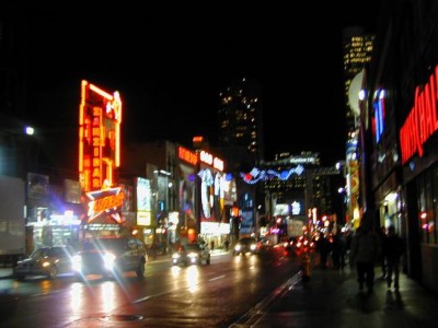 Stabbing in Toronto downtown: 2 seriously injured