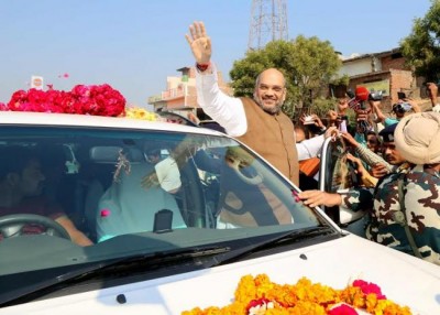 Congress, Rahul Gandhi are stooping low for their votebank politics: Shah
