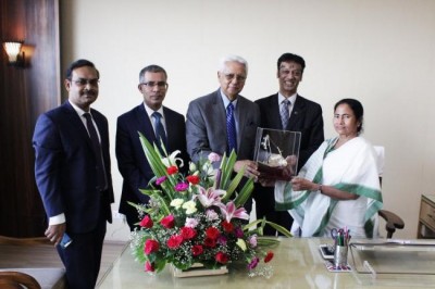 Bangladesh High Commissioner to India meets Mamata Banerjee