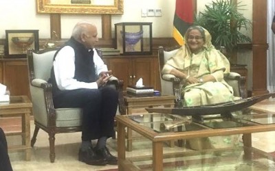 MJ Akbar meets Sheikh Hasina
