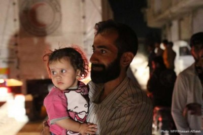 UN aid chief extremely concerned over evacuation of Syrian town of Darayya, cites need for compliance with humanitarian law