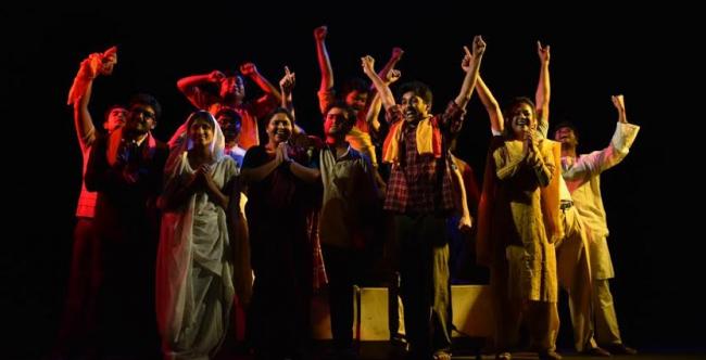 4th Bell Theatres presents FAN in Kolkata