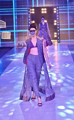 Actor Jisshu and wife Nilanjana walk ramp for Abhishek Dutta at Kolkata fashion fiesta