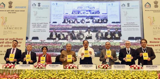 The Congress leaders meet the Prime Minister